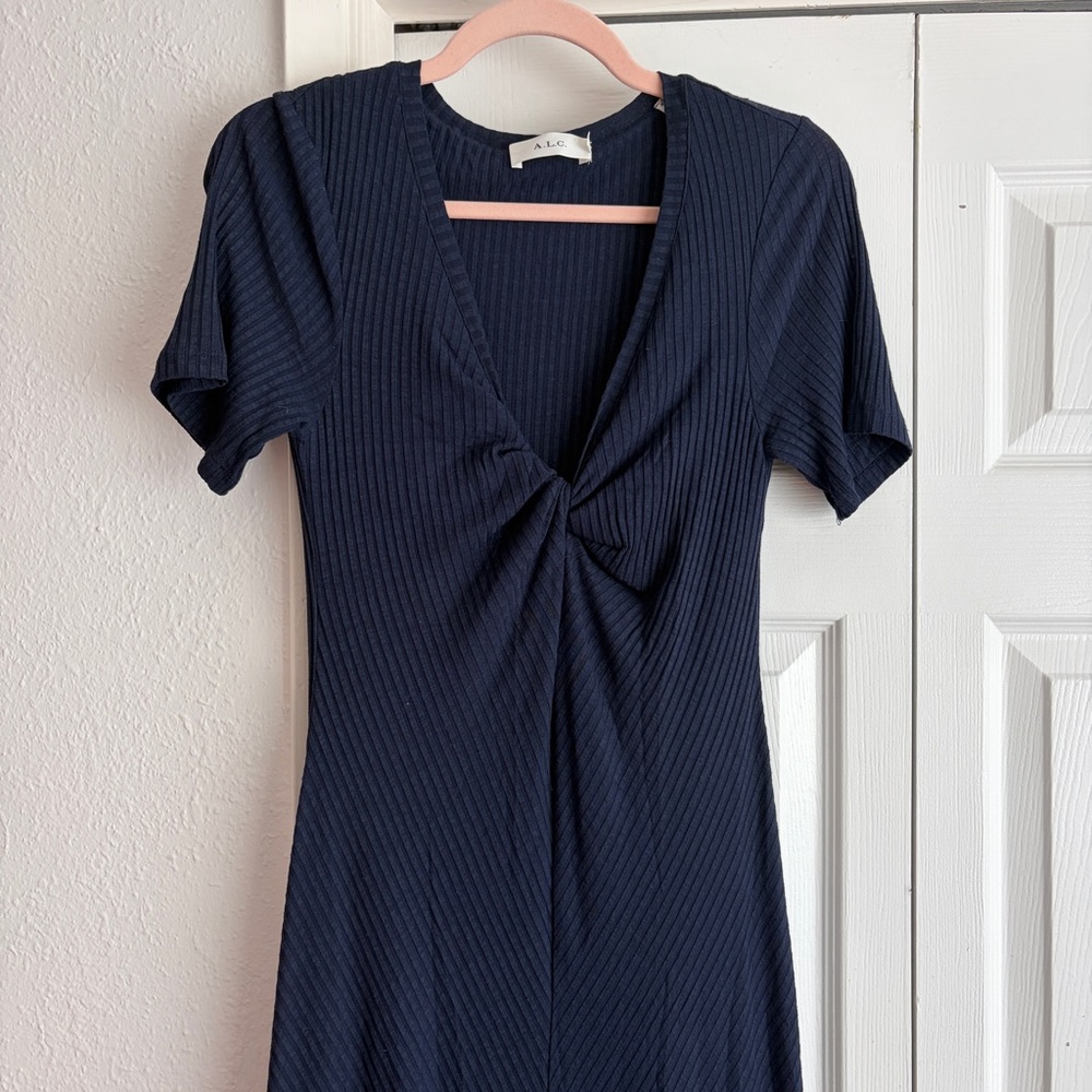 A.L.C Reva Twist Front Short Sleeve Rib Knit Dress Sz Medium - Picture 5 of 12